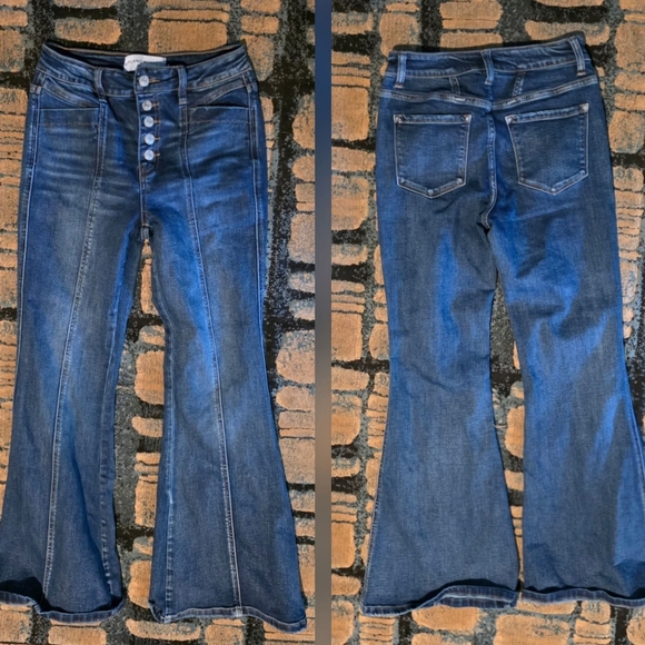 Flying Monkey Flared Blue Jeans - Picture 4 of 4